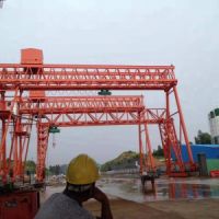 福建泉州花架門式起重機(jī)施工現(xiàn)場