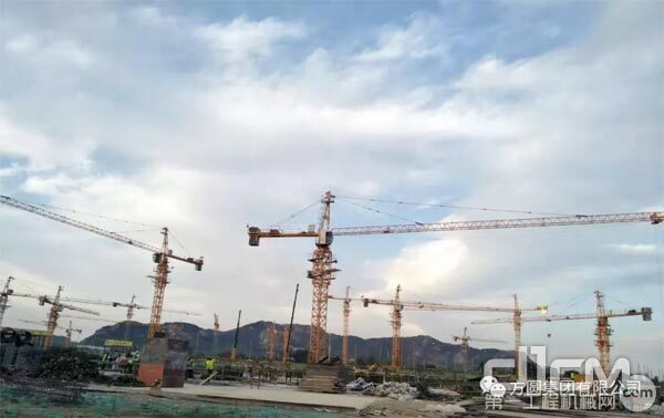 多臺TC5510型塔機再次落戶內(nèi)蒙古大草原