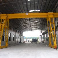 新疆烏魯木門(mén)式起重機(jī)